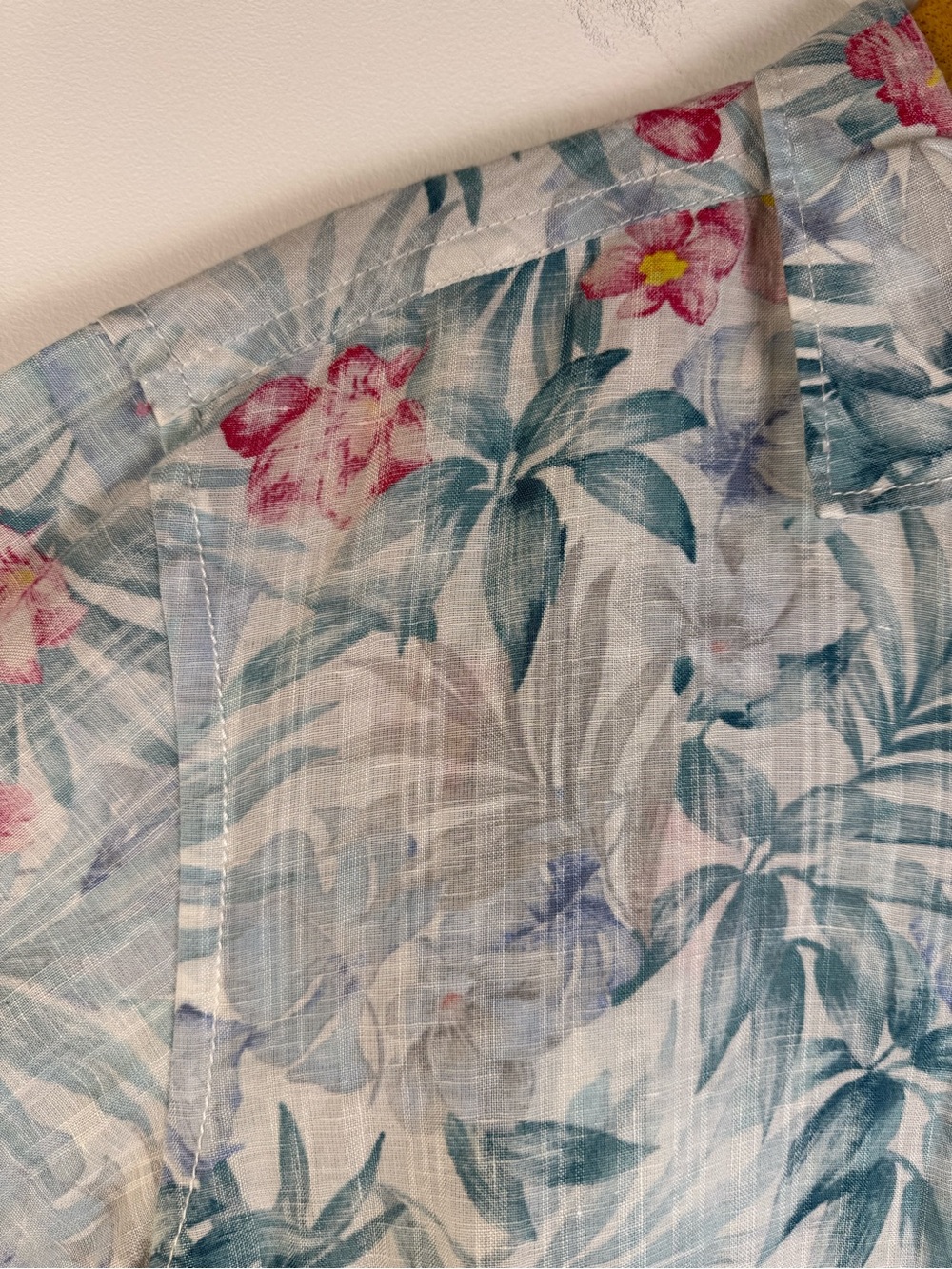 Tommy Bahama Linen Cotton Floral Button-Down Hawaiian Shirt - Picture 9 of 15